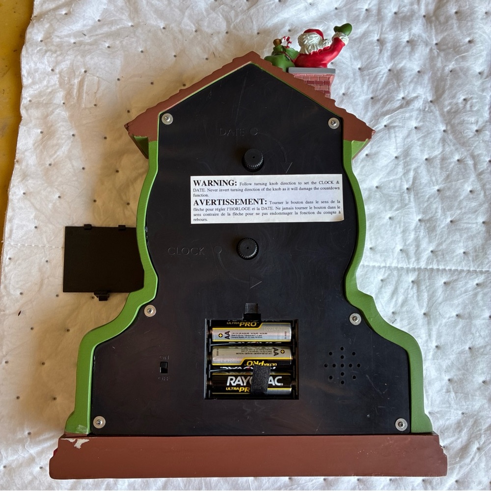 RARE 2007 AVON MUSICAL ADVENT DAYS LEFT UNTIL CHRISTMAS MANTLE CLOCK WORKS! - Picture 4 of 9